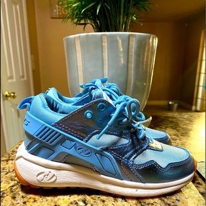 Brand New Pair of Heeleys